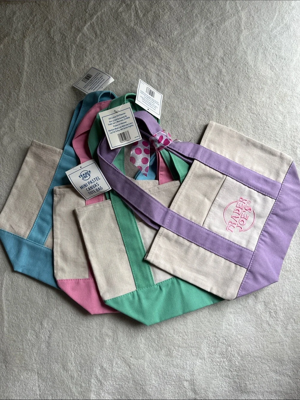 Trader Joe’s Mini Pastel Canvas Tote Set of 4, NWT